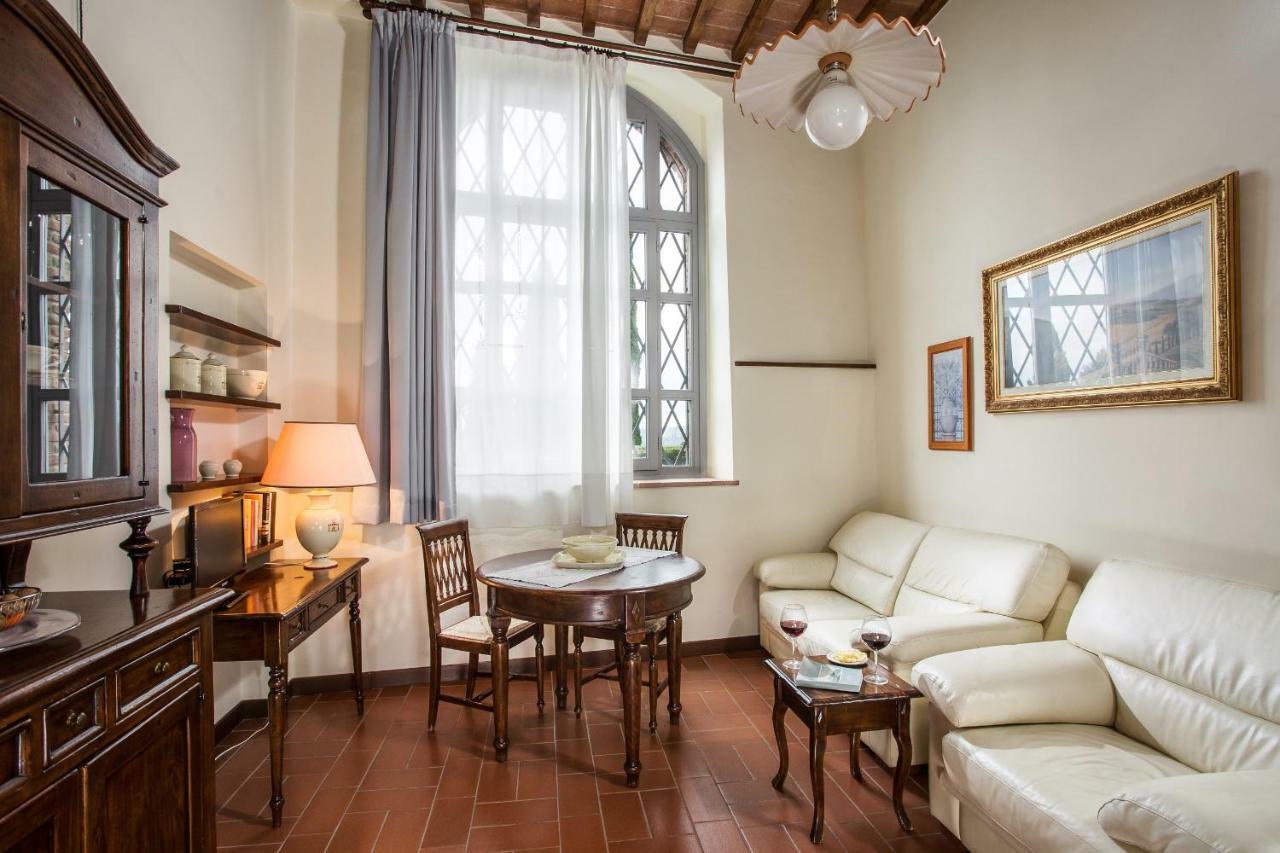 Castello Di Fulignano Isalfredo Ground Floor Apartment Σαν Τζιμινιάνο Εξωτερικό φωτογραφία