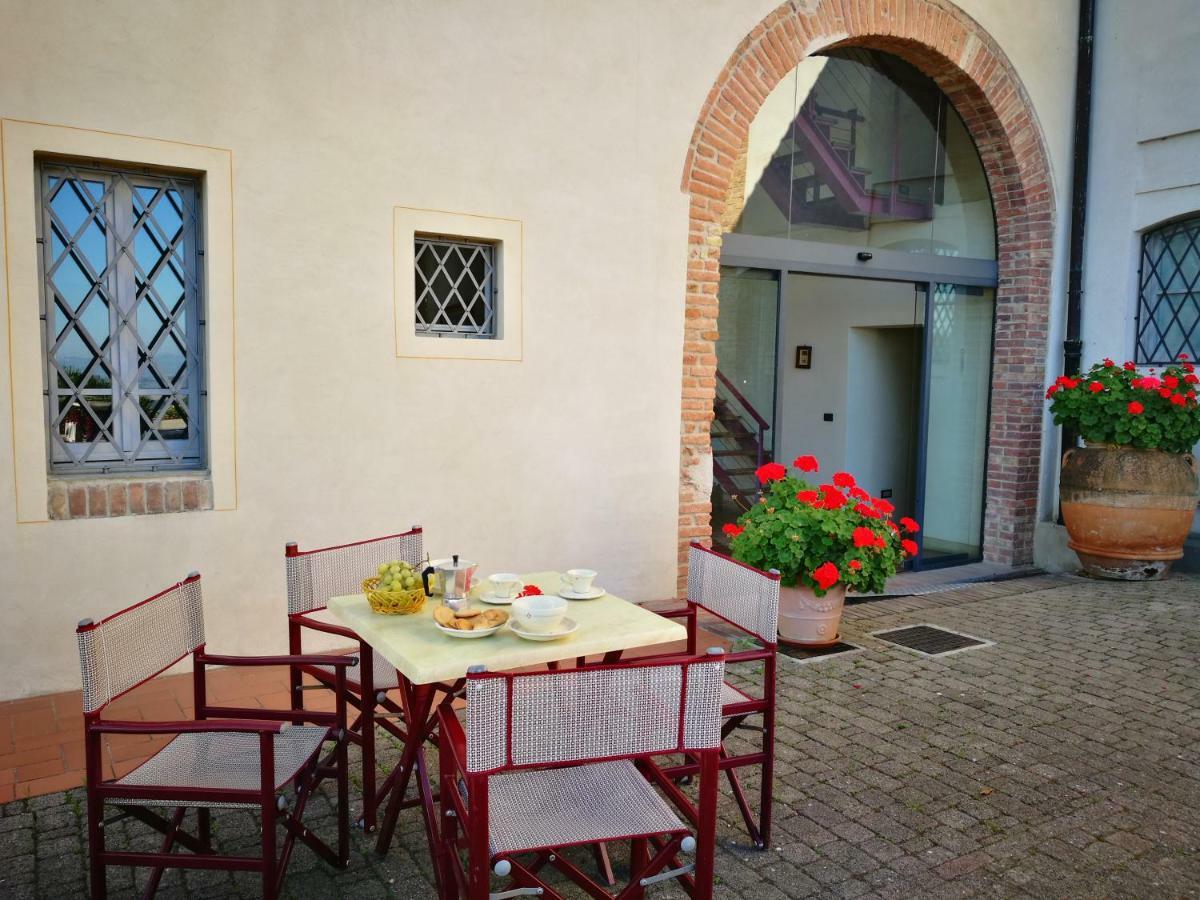 Castello Di Fulignano Isalfredo Ground Floor Apartment Σαν Τζιμινιάνο Εξωτερικό φωτογραφία